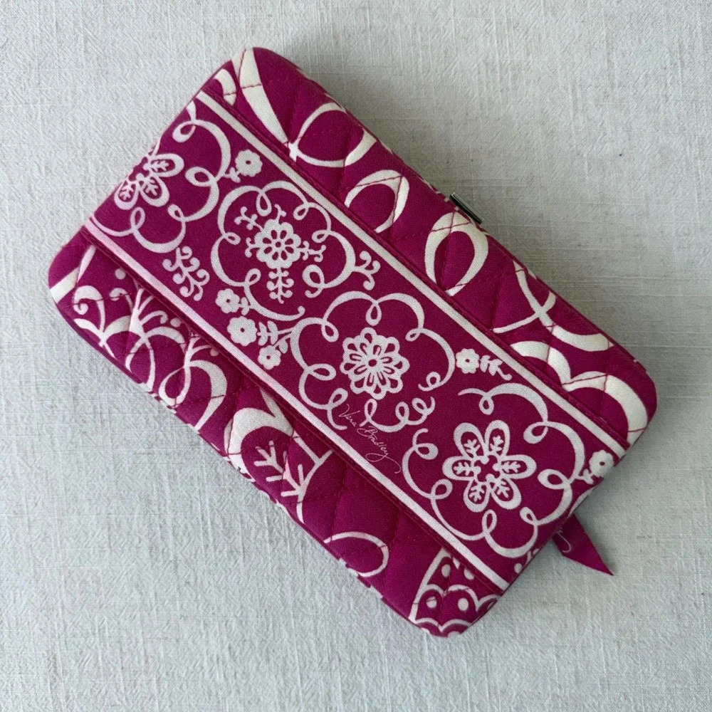 Vera Bradley Quilted Magenta White‎ Floral Double Frame Wallet Clutch 8x5
